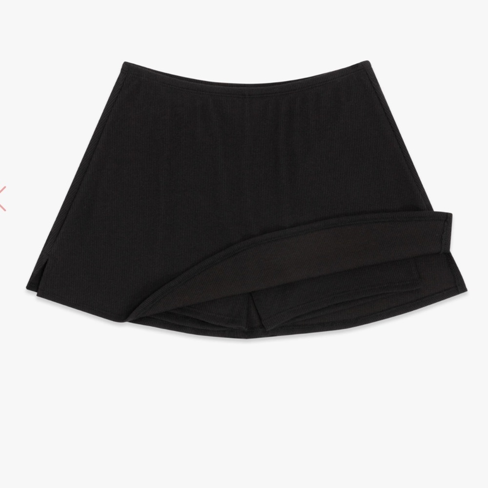 Lisa Says Gah Black Skirt